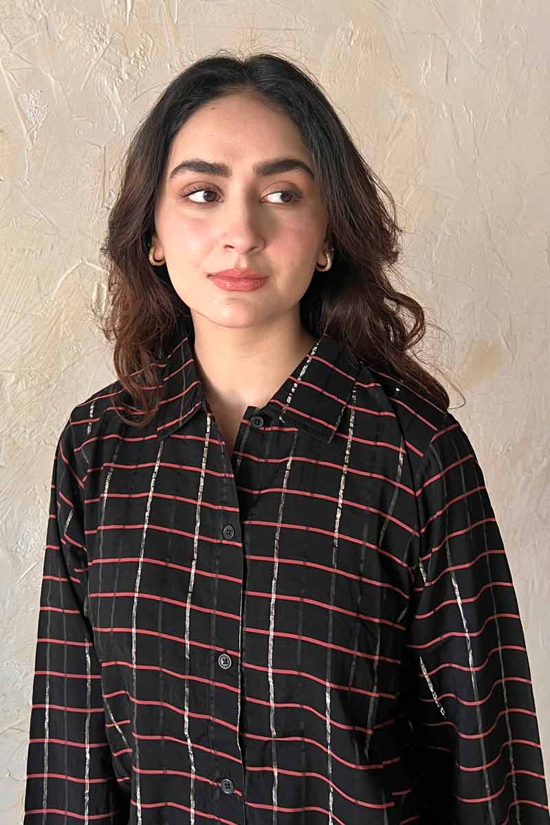 casual dress shirts for women Women's Modern Fit Dress Shirt in Blue Print L main image 1
