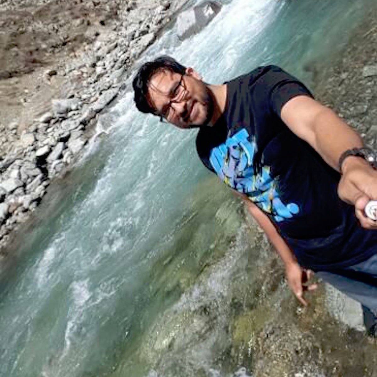 Ahmed Raza (13-4-2017)