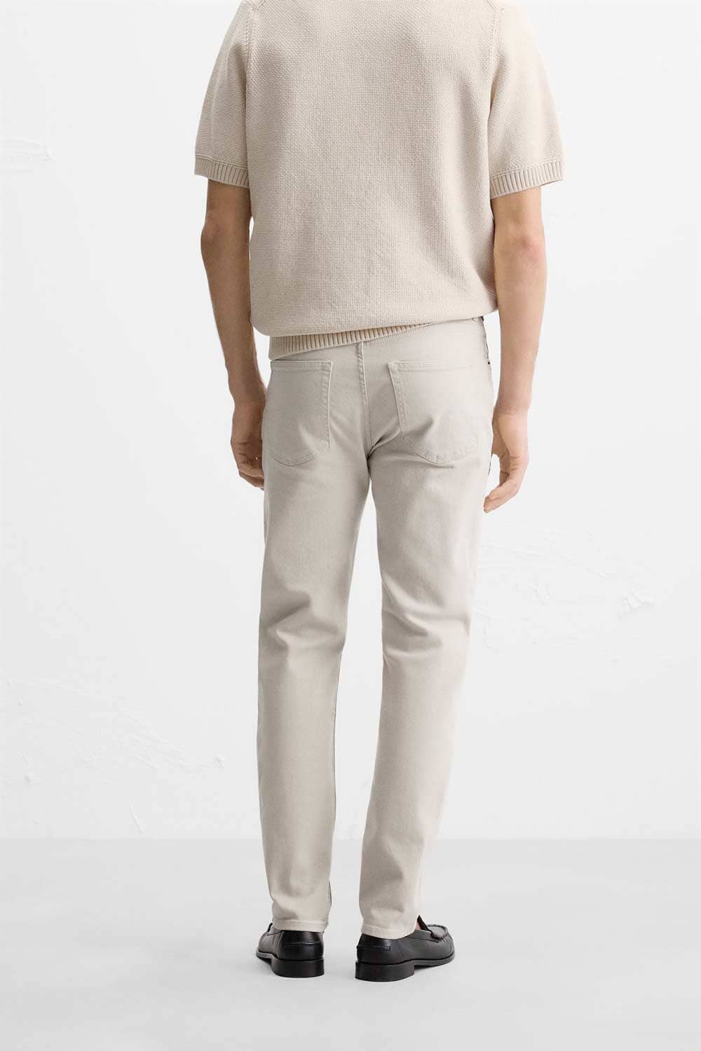 Off White