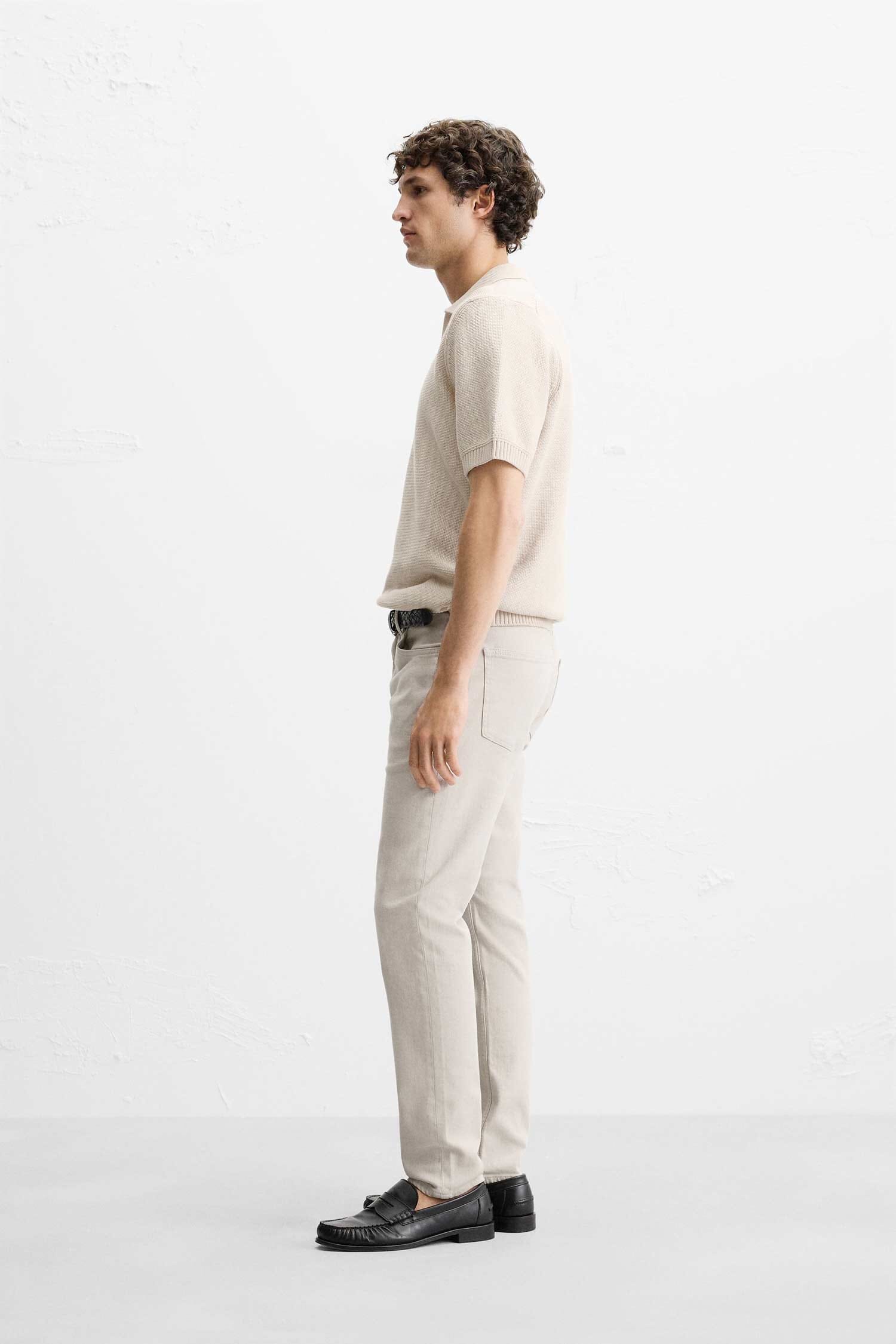 Off White