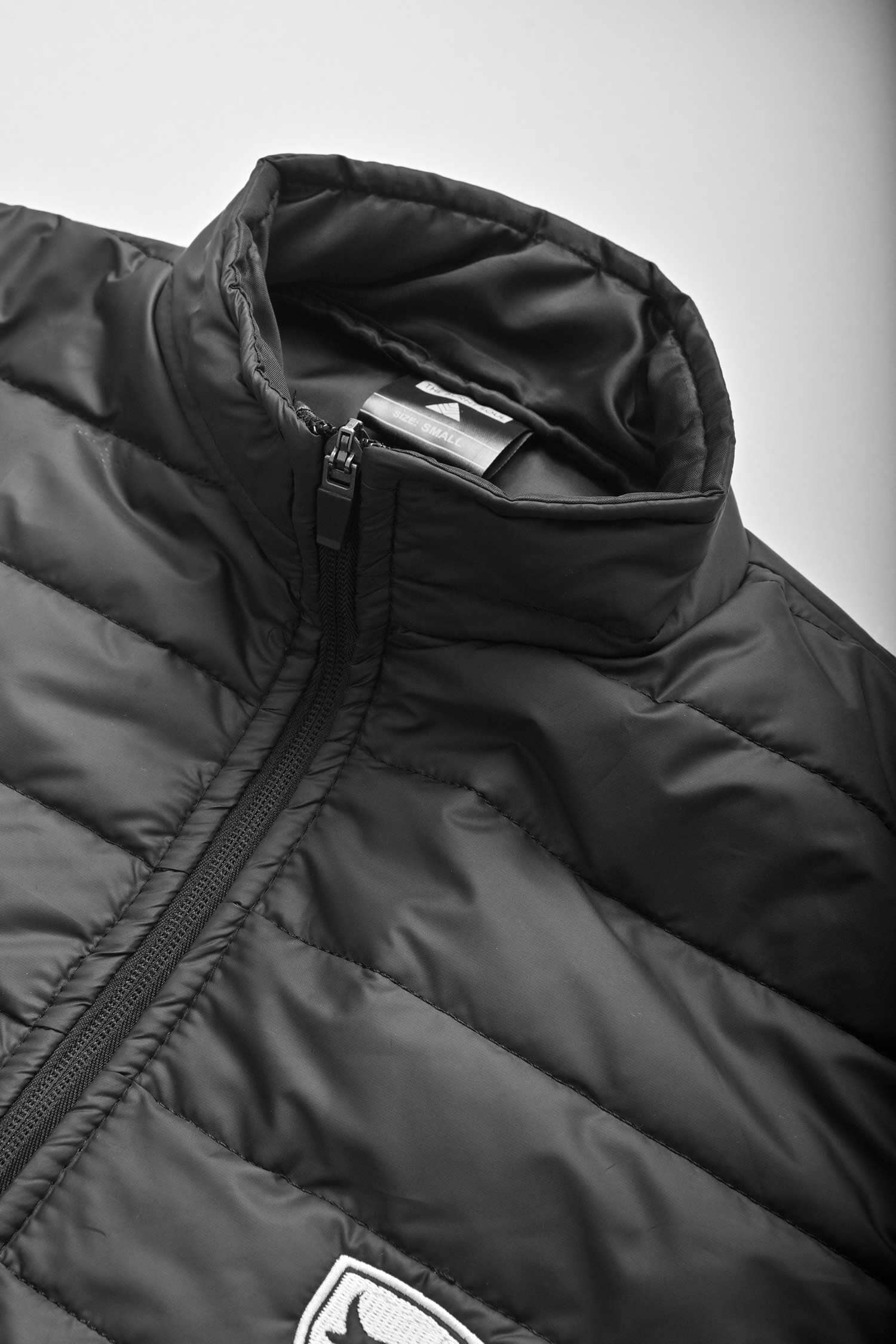 Burnt Soul Men's Bull Embroidered Body Warmer Minor Fault Puffer Gilet Men's Gilet IBT 