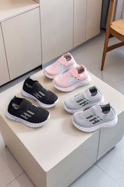 Kid's Knitted Mesh Slip-On Sneakers