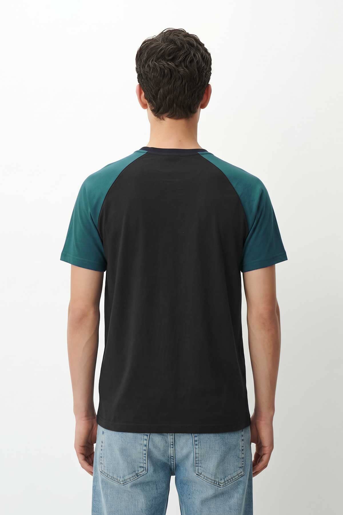 Black & Teal
