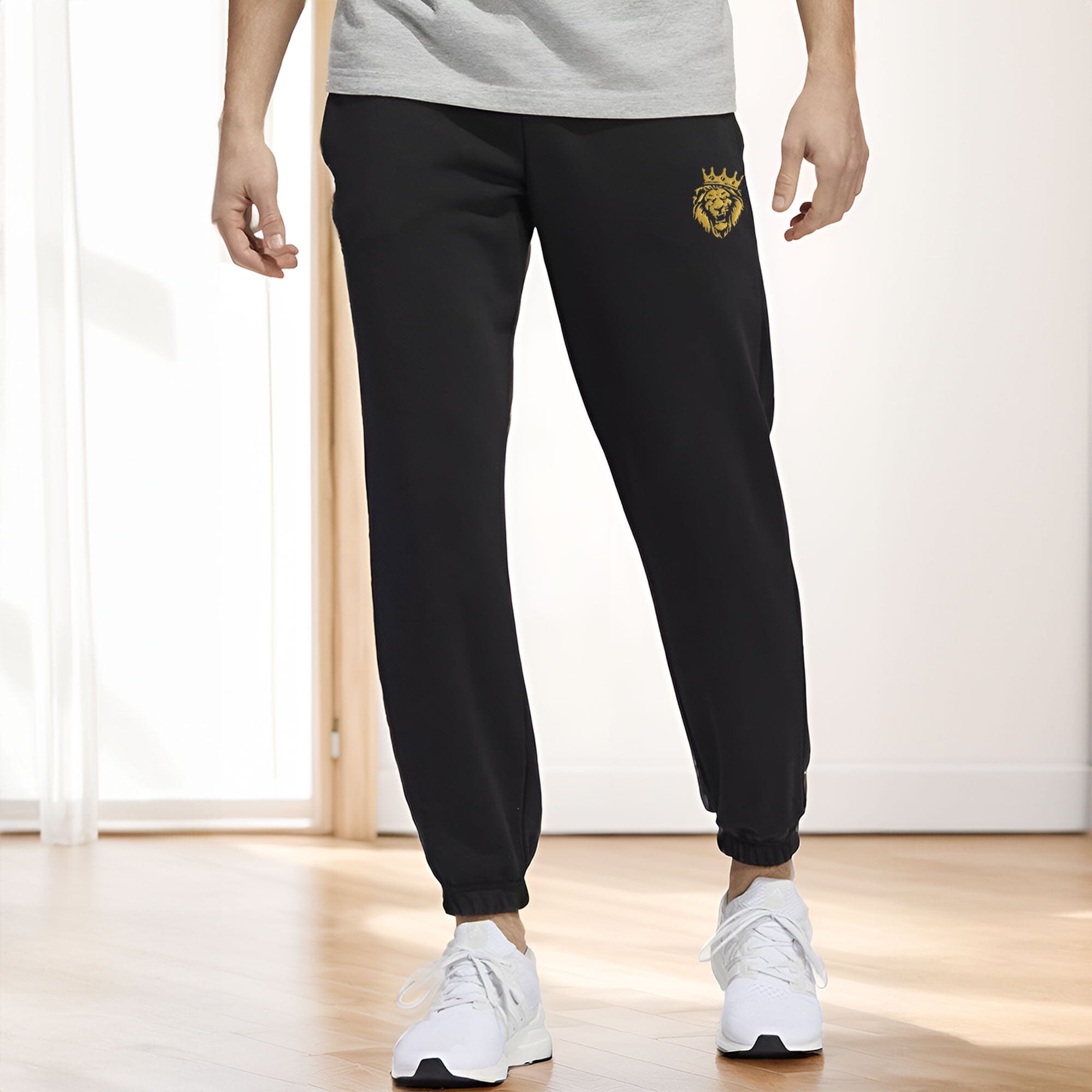 MAX 21 Men's Tiger Embroidered Fleece Joggers Pants Men's Trousers SZK Black S 