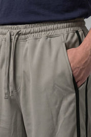 Taupe & Black