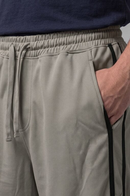 Taupe & Black
