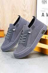 Fashion Men's Knitted Upper Sneakers