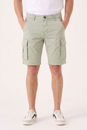 Light Taupe