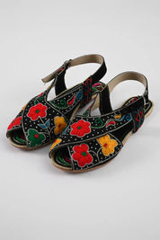Women's Salamanca Flower Embroidered Design Peshawri Chappal