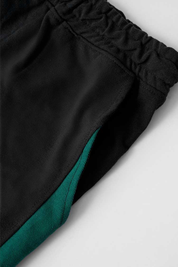 Black & Bottle green