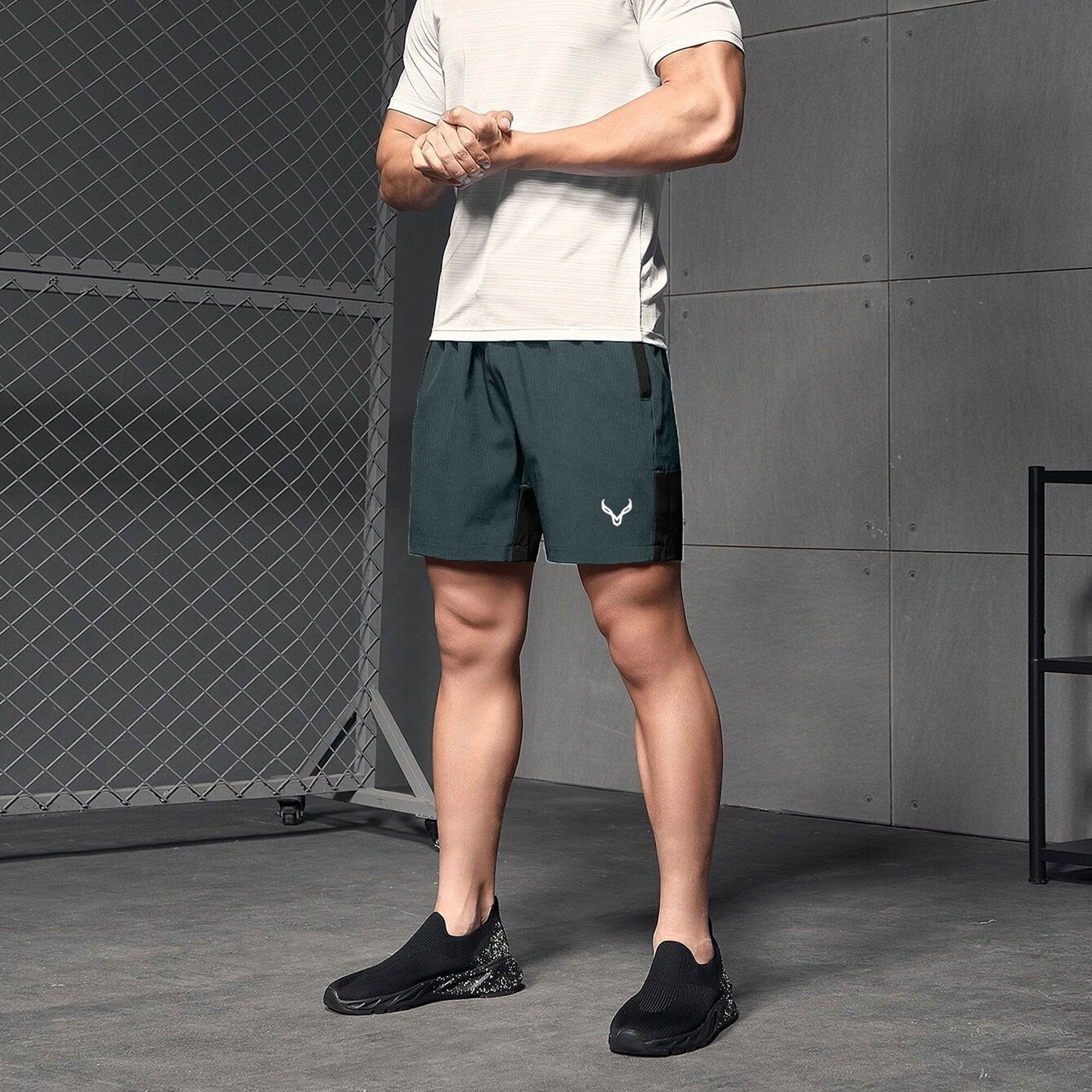 Polo Athletica Men's Rapid-Dry Gym Activewear Shorts with Side Panel Men's Shorts Polo Republica 