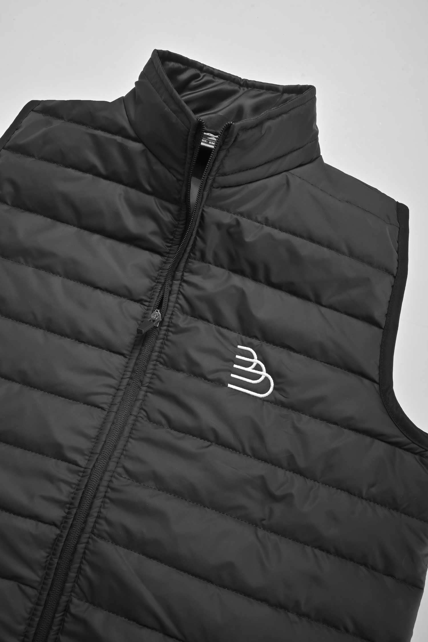 The Burnt Soul Men's Logo Embroidered Minor Fault Sleeveless Puffer Gilet Men's Gilet IBT 