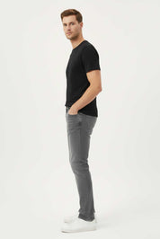 Men's Classic Regular Fit Denim
