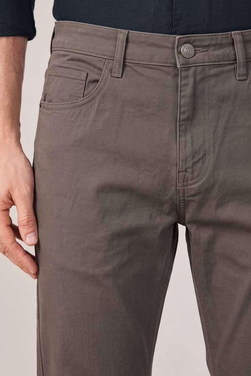 Taupe