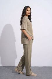 Taupe