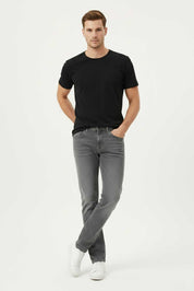Men's Classic Regular Fit Denim