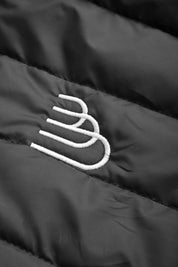 The Burnt Soul Men's Logo Embroidered Minor Fault Sleeveless Puffer Gilet Men's Gilet IBT 