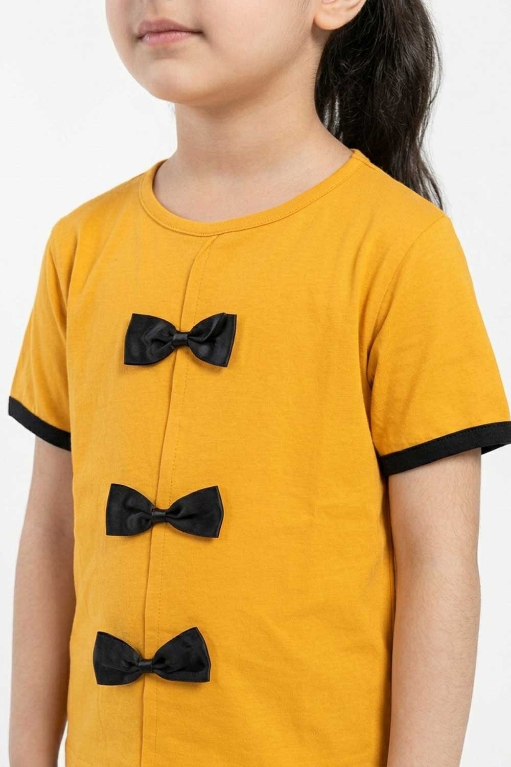 Mustard & Black