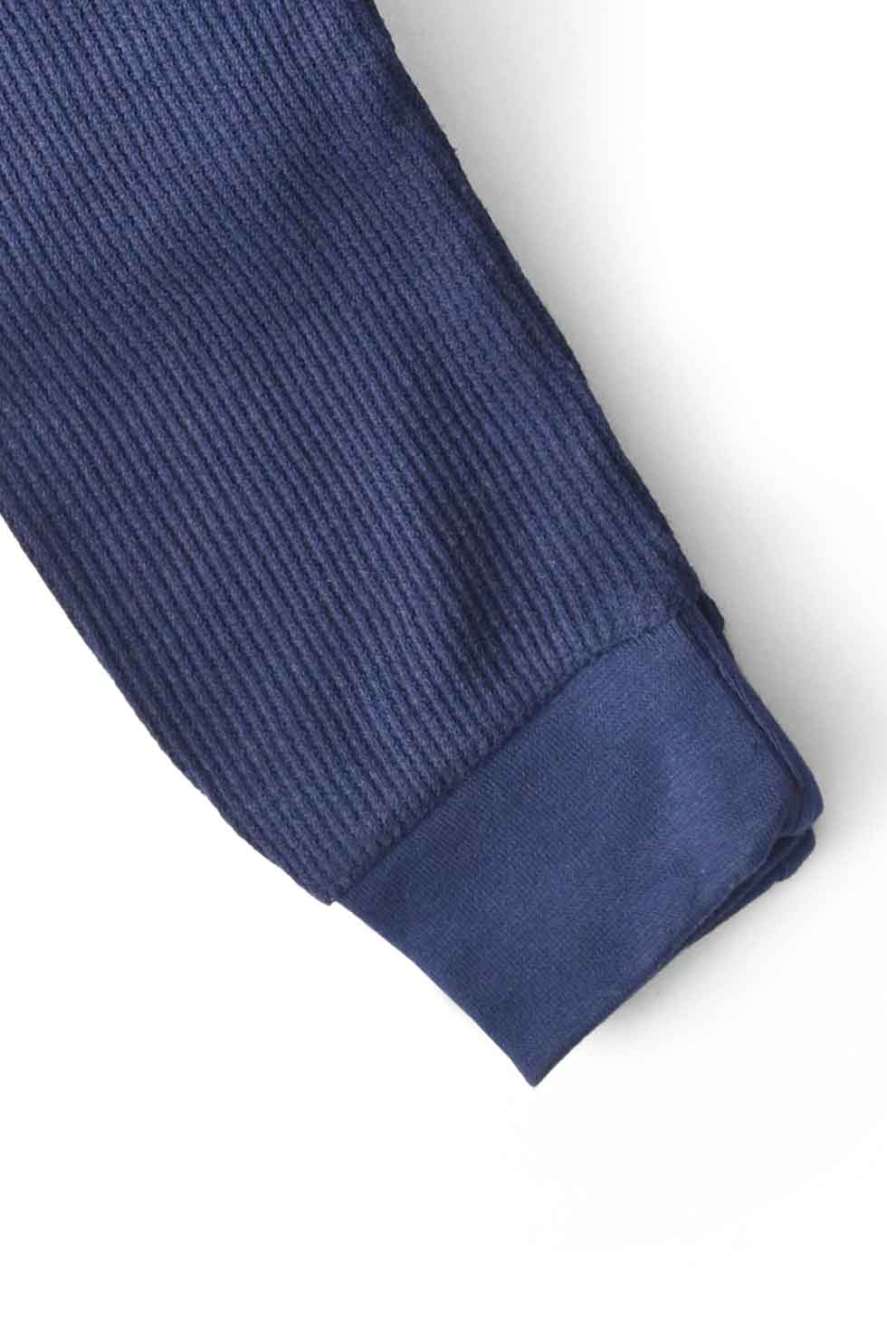 Isotoner Boy's Embroidered Minor Fault Thermal Base Layer Set