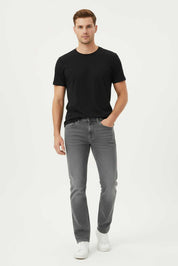 Men's Classic Regular Fit Denim
