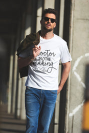 LE Men's Doctor In The Making Printed Short Sleeve Tee Shirt Men's Tee Shirt Image 