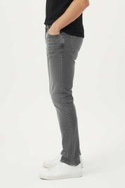 Men's Classic Regular Fit Denim