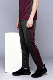 Maroon & Graphite