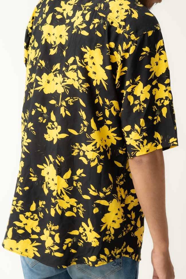 Black & Yellow