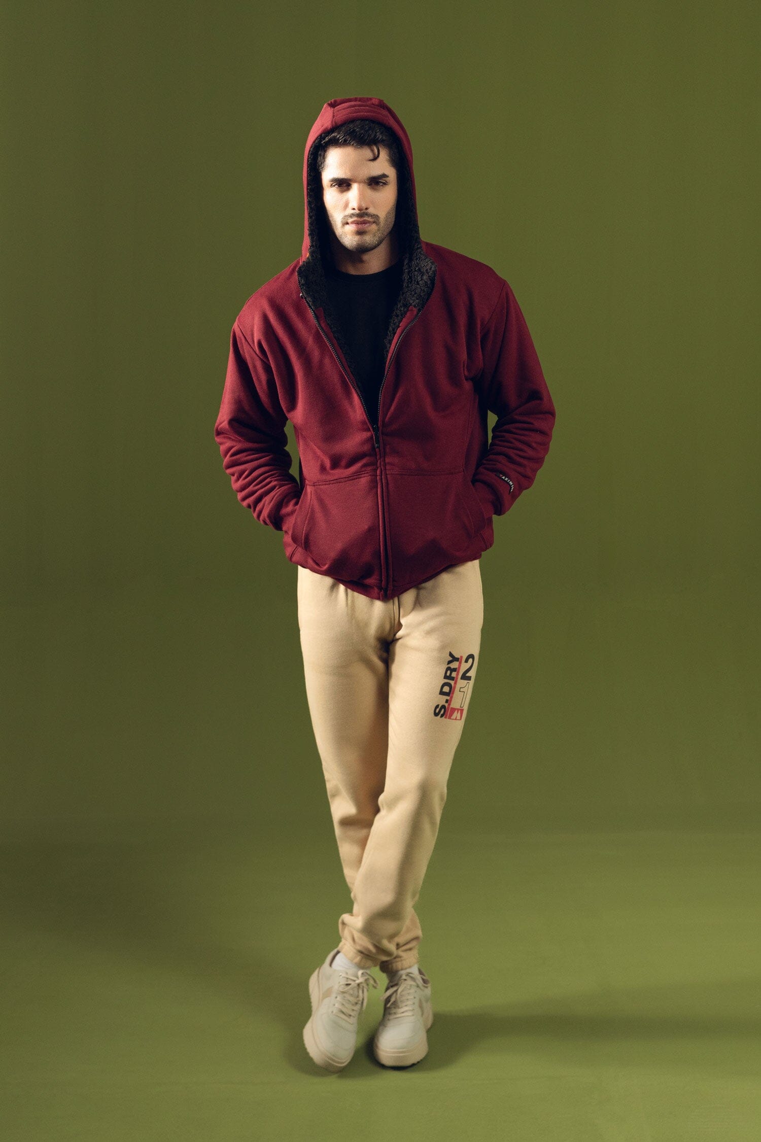 Maroon Sherpa