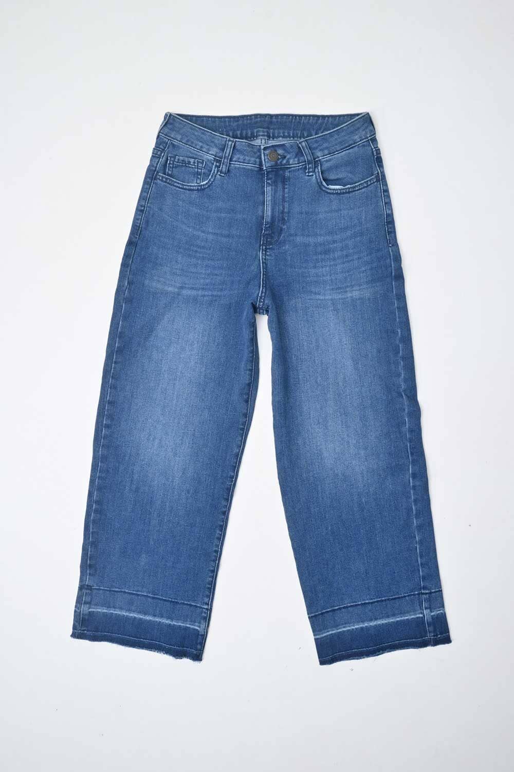 ON Women's Straight Fit Denim
