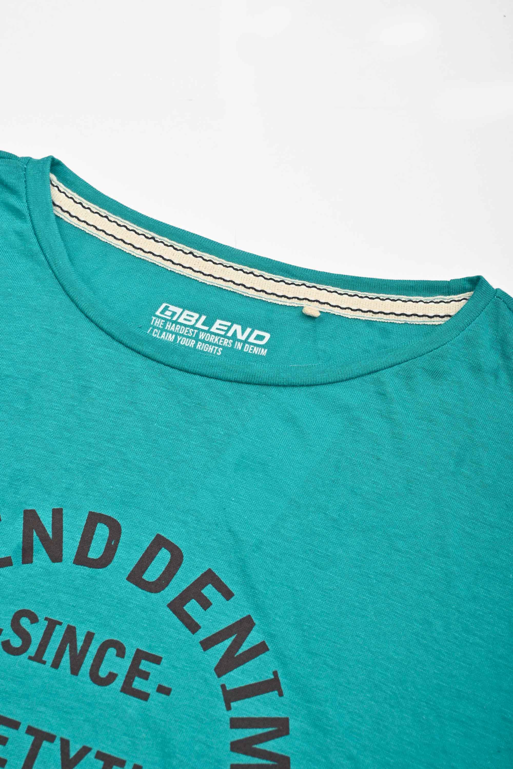 Aqua Blue & Maroon