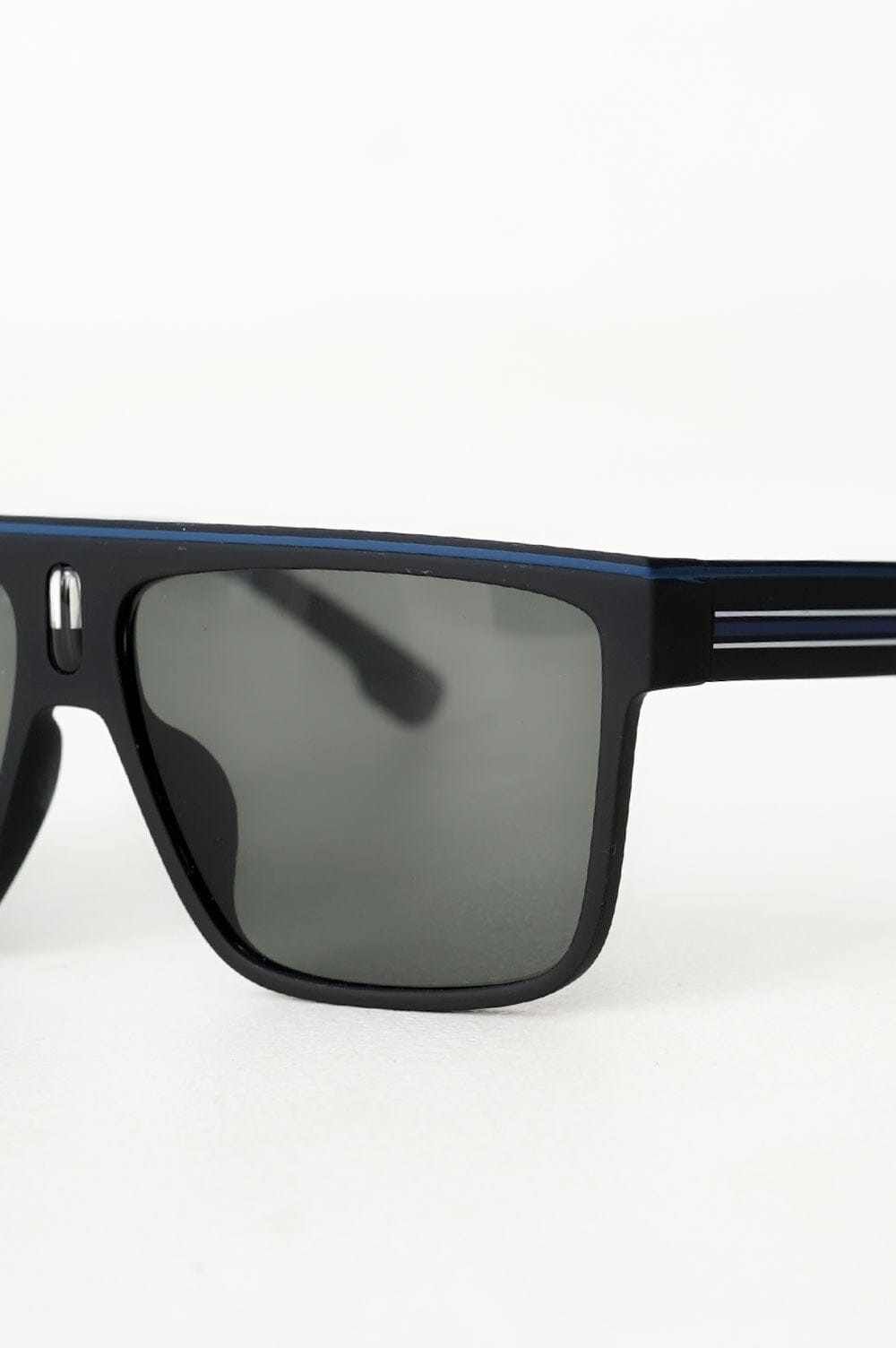 Black & Blue