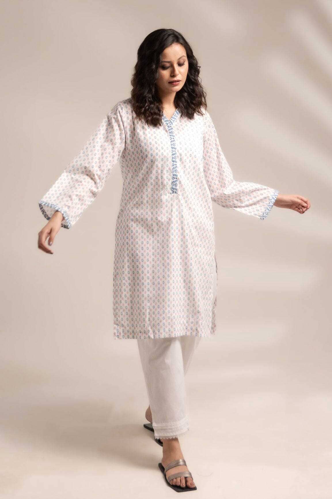 East West Women's Basic Printed Shirt