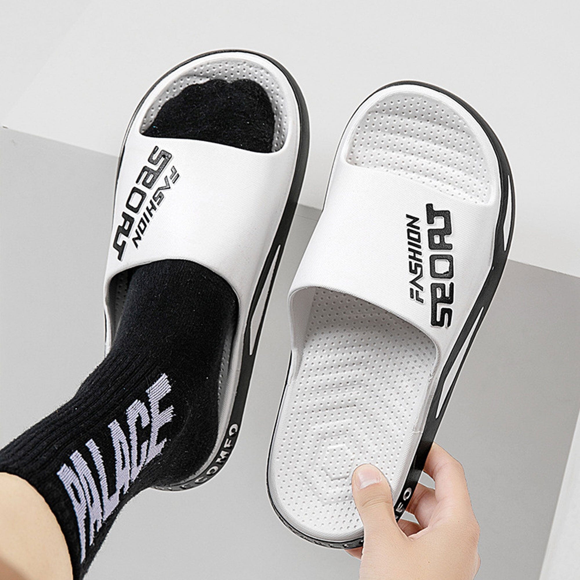 Men's Non Slip Thick Soled Slippers