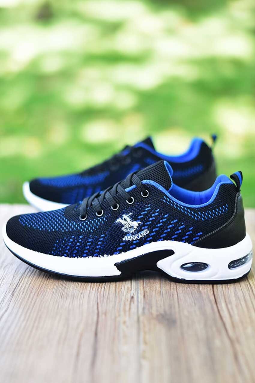 Black & Royal