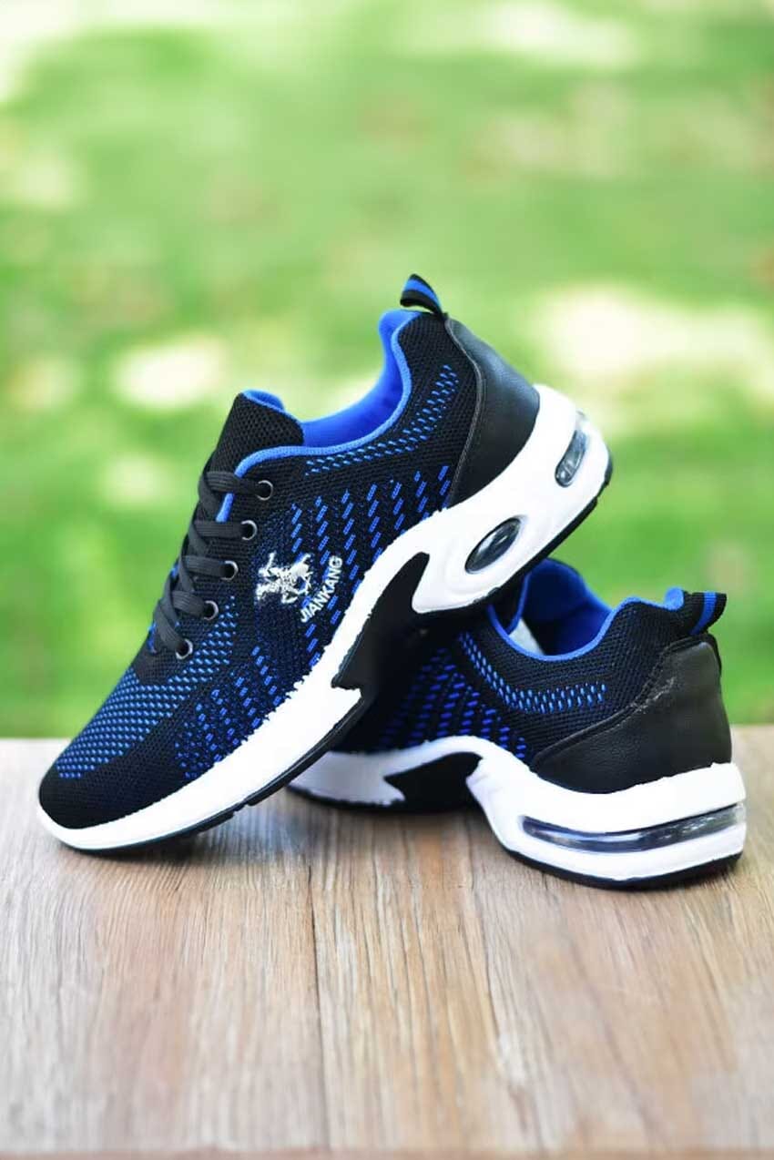 Black & Royal
