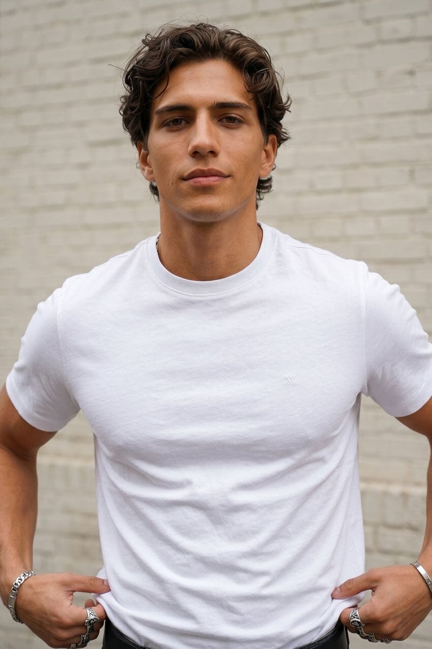 StepintoeffortlessstyleandcomfortwiththeUSQUAREDMen_s100_CottonTee_craftedforthemodernmanwhovaluesqualityandversatility.Whetheryou_redressingitupforapolishedlook_3.jpg