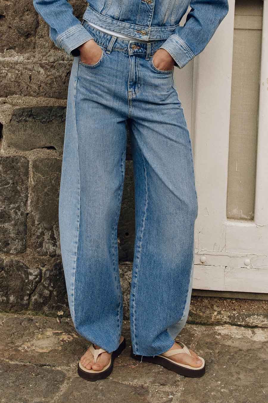Blue Rivet