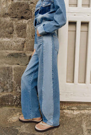 Blue Rivet