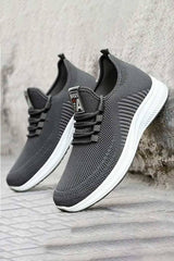 A Sport Men's Knitted Upper Lace-Up Sneakers