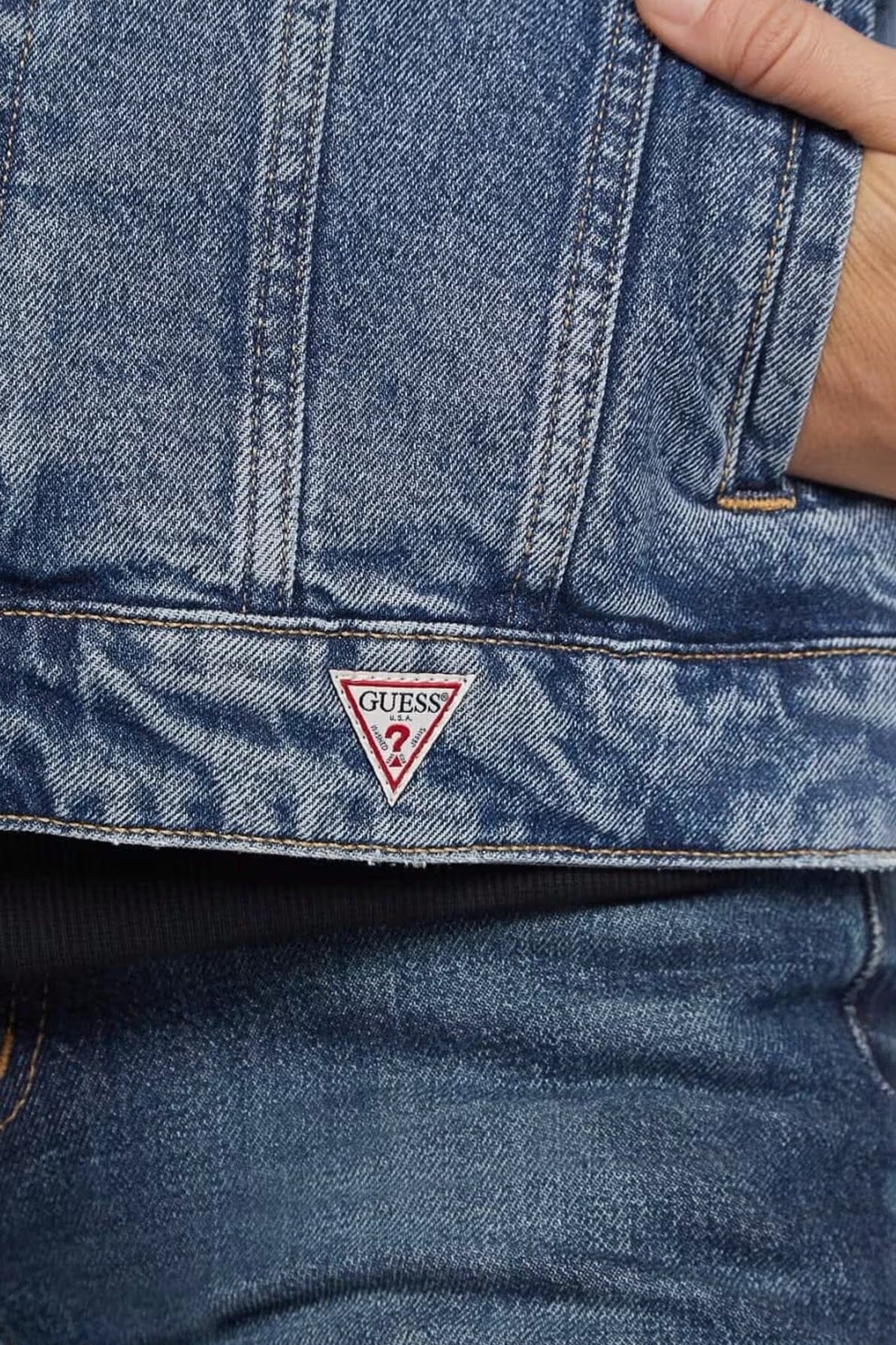 D1