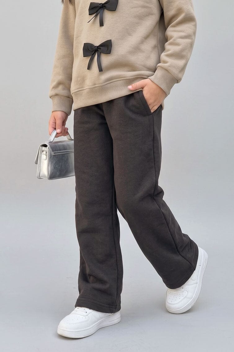 Taupe & Black
