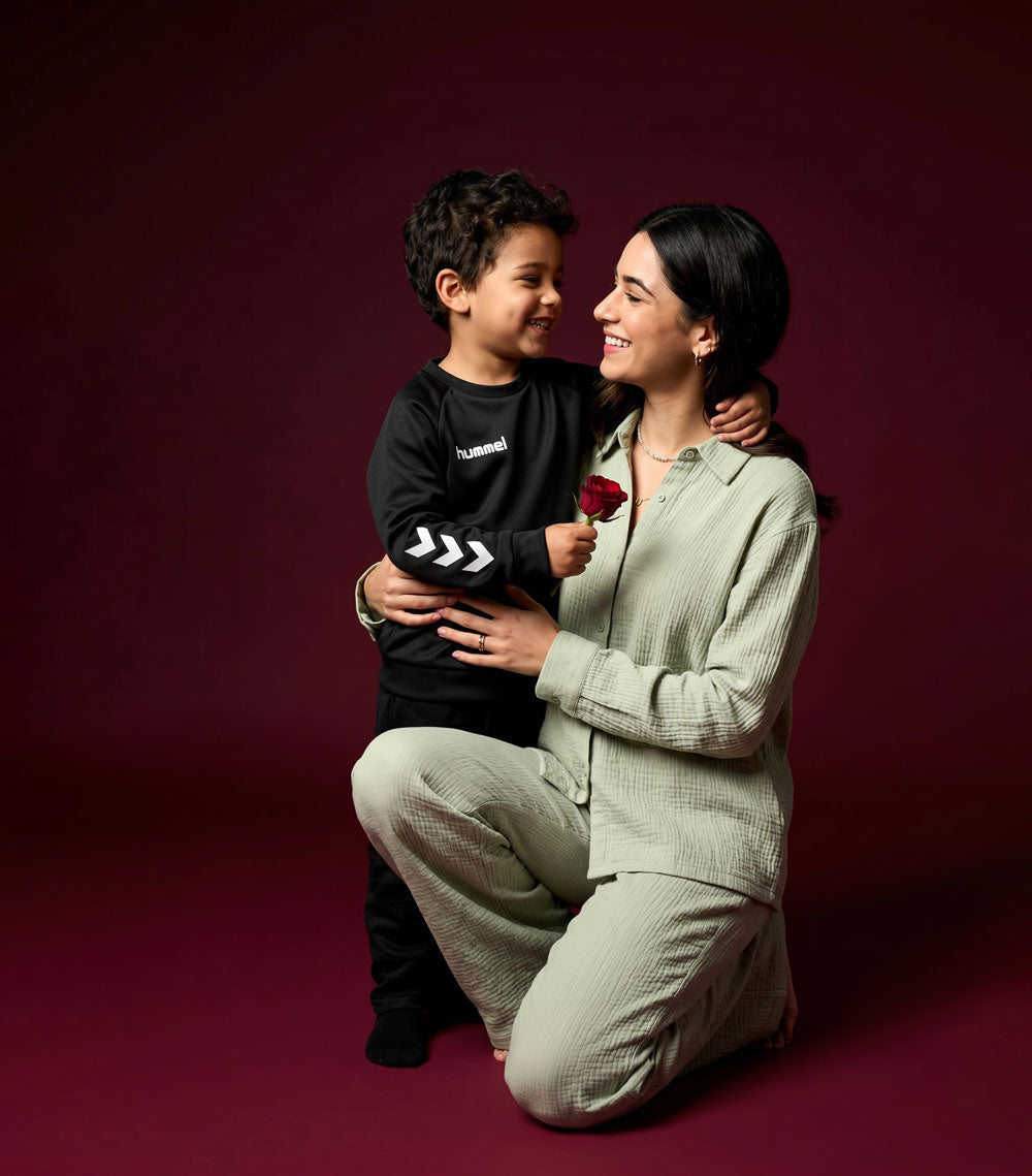 make_image_for_mothers_day_202605071307_3fcdffc5-9001-4864-a0ce-d3e9b275a775.jpg