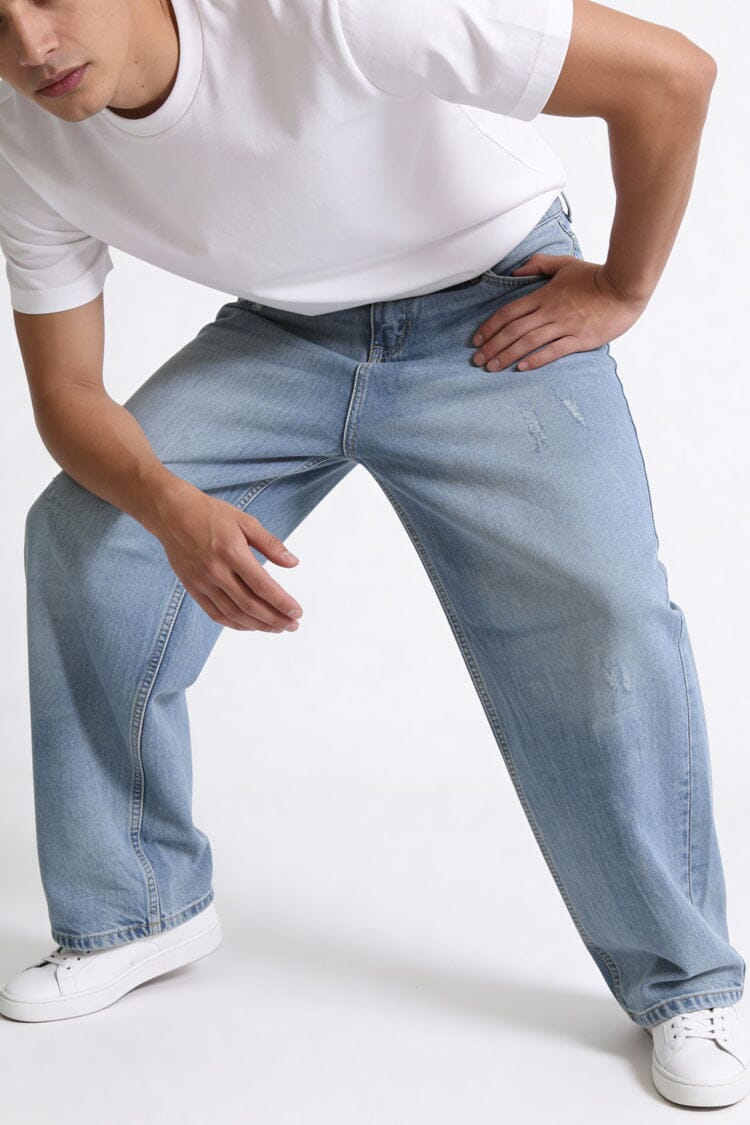 VT Men's Loose Fit Distressed Denim