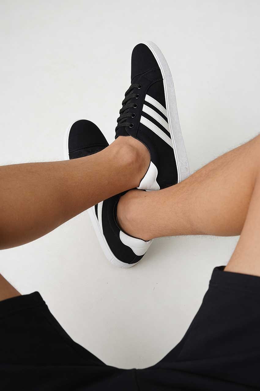 Men's Victoria Minor Fault Sneakers