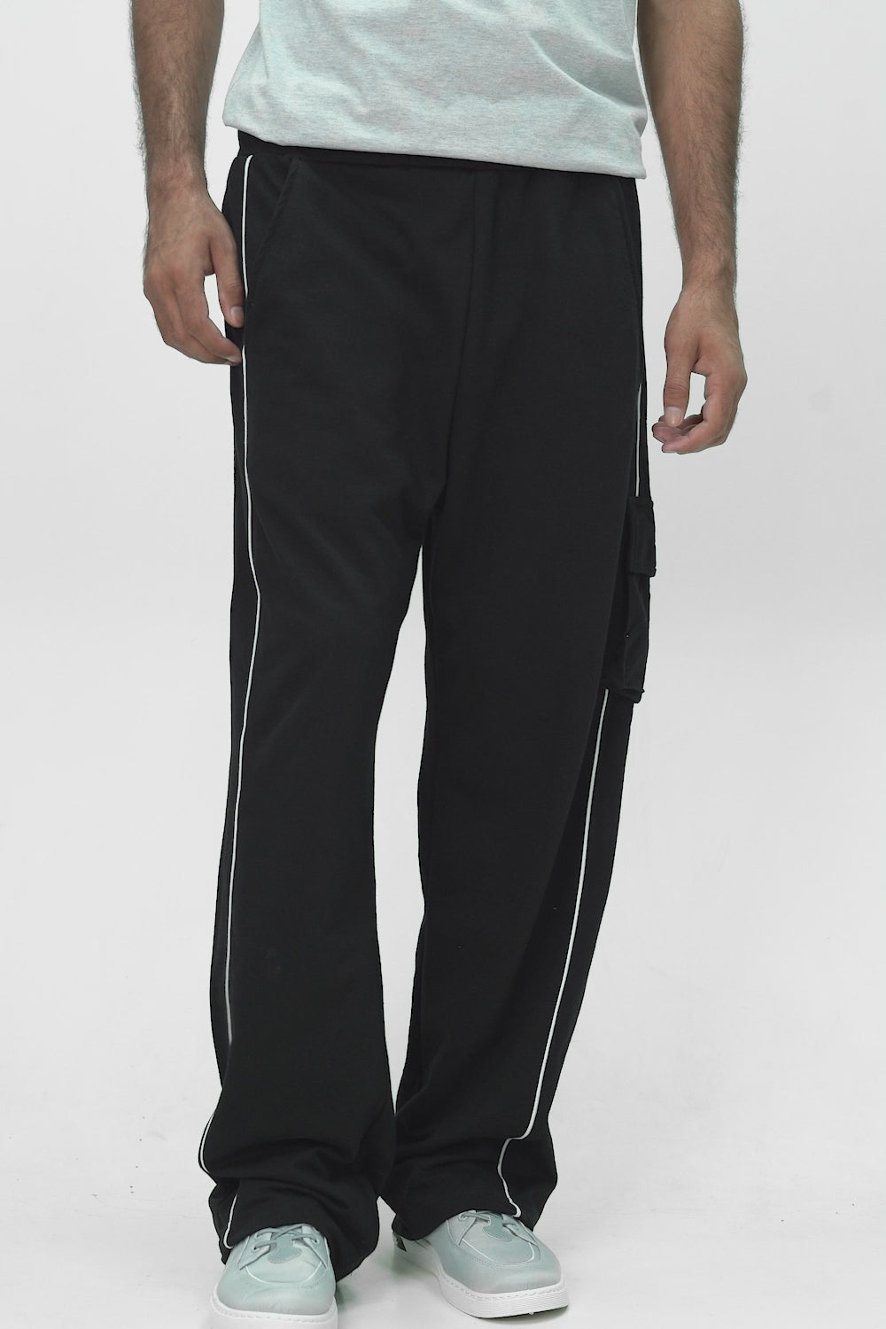 Polo Republica Men's Loose Fit Cargo Trousers