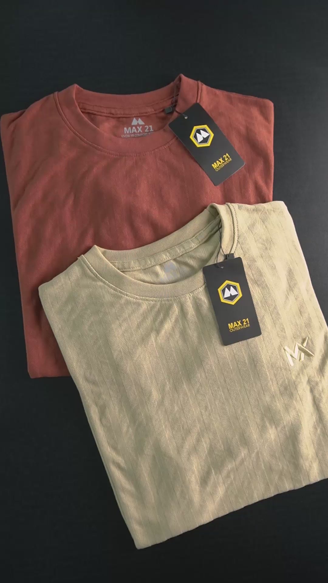 Max 21 Men's Logo Textured Tee Shirt