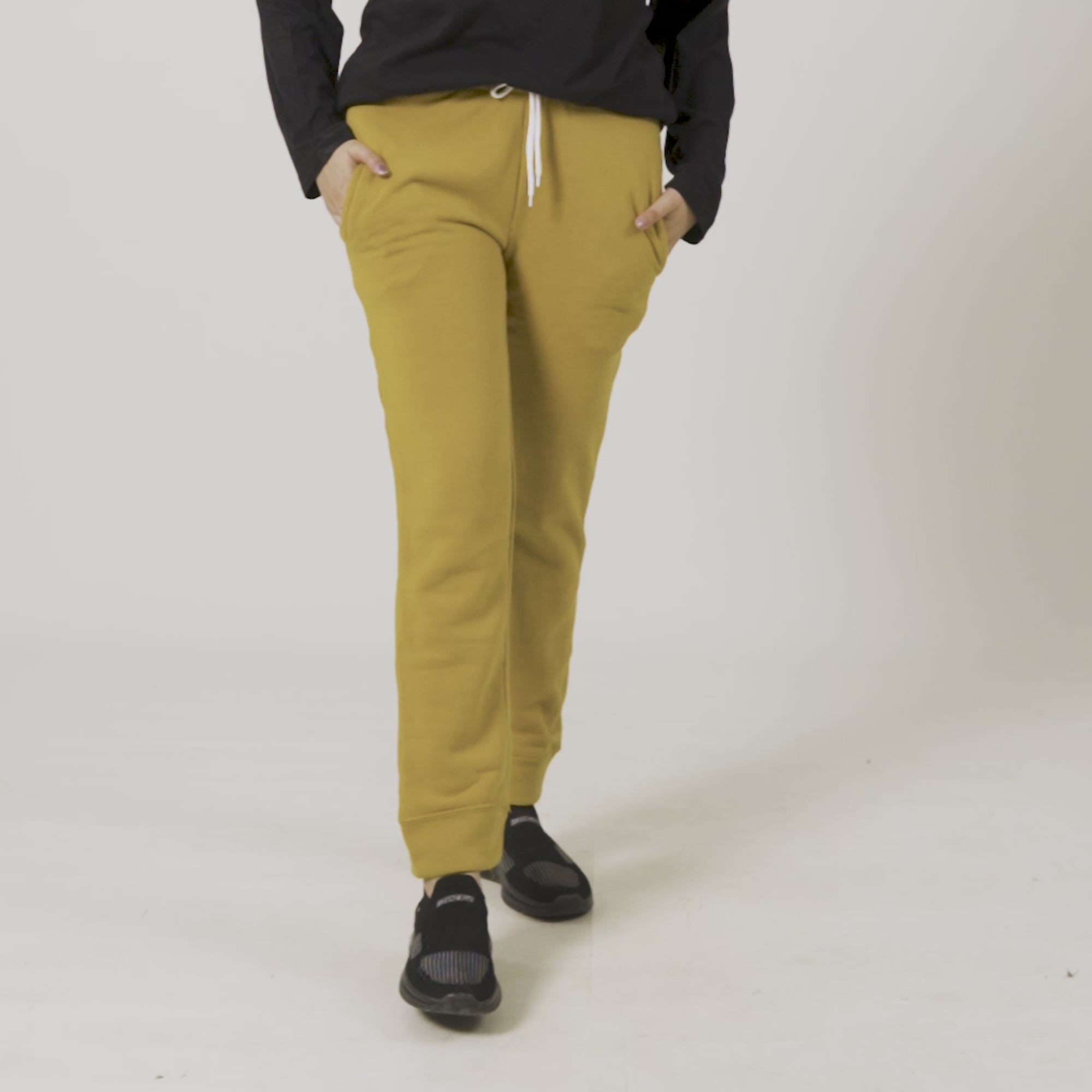 Marissa Women's Koblenz Fleece Jogger Pants