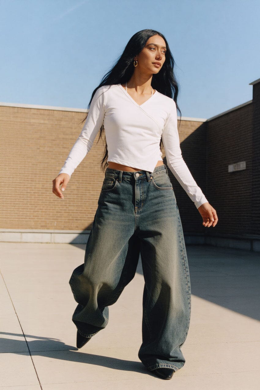 USQUARED Women's V-Neck Wrap Top